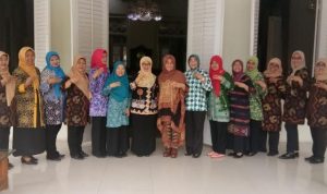 Tingkatkan SDM, Perempuan Desa Sukagumiwang Ikut Program P2WKSS