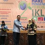 Kementrian Lingkungan Hidup Dan Kehutanan Kembali Memberikan Penghargaan Kepada Bupati Indramayu