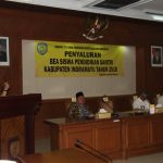 Pemkab Indramayu Salurkan Beasiswa Santri Senilai 353 Juta