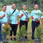 SPPBB Dan Team Manajemen RU VI Memperingati HUT Pertamina 61 Adakan Penghijauan