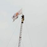 Ingin Bertemu Sama Prabowo, Matlani Pasang Bendera Gerindra di Tower 30 Meter