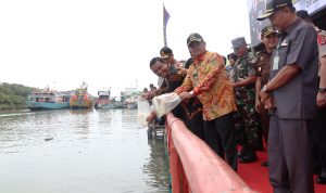 Plt Bupati Indramayu Baju Batik