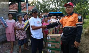 Baznas Pusat Salurkan Bantuan Korban Banjir Di Kabupaten Indramayu