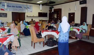 Pertamina RU VI Adakan Pelatihan Jasaboga Dan Sertifikasi Mitra Binaan