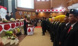 50 Anggota Dewan Terpilih Kab.Indramayu Sah Di Lantik