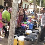BPBD Indramayu Pasok Air Bersih Ke Daerah Kekeringan