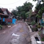Warga Bojongsari, Tagih Janji  Anggota DPR RI Yang Akan Perbaiki Jalan
