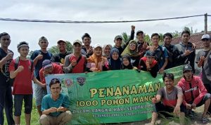 Peringati Hari Sejuta Pohon, Komunitas Dan Organisasi di Tegaldlimo Tanam Mangrove