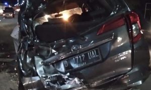 Truk Hantam Dahihatsu Sigra Satu Orang Meninggal Di Tempat