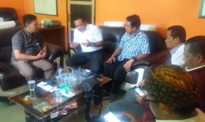 Toto Sucartono Kunjungi KPUD Indramayu, Kalau Saya Terpilih Cukup Satu Periode.