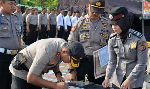 Kapolres Suhermanto Pimpin Upacara Sertijab Kapolsek Patrol Dan Kasat Sabhara.
