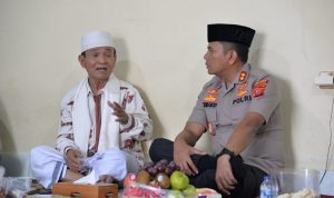 Kapolres Indramayu Silaturahmi Ke-Ponpes Buya Cadangpinggan.