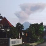 Gunung Merapi Keluarkan Awan Panas Warga Diharapkan Tenang Dan Waspada