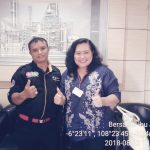 Aktivis Kemanusiaan KRI Bagikan APD Dan Lakukan Penyemprotan Disinfektan Cegah Wabah Covid-19