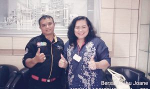 Aktivis Kemanusiaan KRI Bagikan APD Dan Lakukan Penyemprotan Disinfektan Cegah Wabah Covid-19