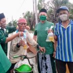 Satgas Gugus Covid-19  PCNU Kabupaten Indramayu Bagikan Masker Dan Takjil