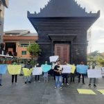 BEM Universitas Wijaya Kusuma Surabaya Menggelar Aksi Solidaritas Untuk 7 Mahasiswa Papua