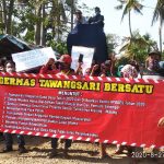 Masyarakat Desa Tawangsari Unjukrasa Minta Transparansi Anggaran Dana Desa