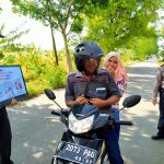 Polsek Balongan Jajaran Polres Indramayu Polda Jabar Bersama Koramil Serta Satpol PP Lakukan Ops Yustisi