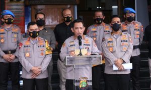 Polri Cekal Rizieq Shihab dan Tersangka Lainnya ke Luar Negeri
