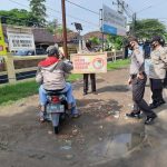 Polsek Haurgeulis Bersama Pertugas Gabungan Gelar Ops Yustisi