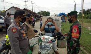 Polsek Bongas Bersama Tim Gabungan Laksanakan Ops Yustisi dan Pembagian Masker