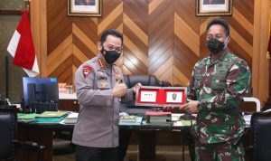 Kapolri Jenderal Listyo Sigit Prabowo Kunjungi Kepala Staf Angkatan Darat