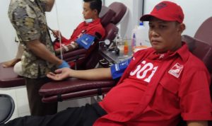 Peduli Dan Berbagi, PSI Indramayu Donorkan Darah di PMI