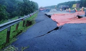 Jalan Tol Cipali Amblas di KM 122 Jalur B, arah Jakarta