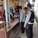 Bhabinkamtibmas Polsek Patrol Melaksanakan Giat Tracing Dalam Rangka Pelaksanaan PPKM Mikro