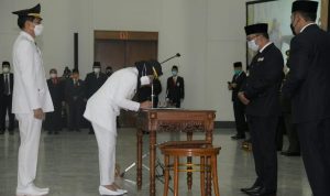 Nina-Lucky Resmi Dilantik Oleh Gubernur Jawa Barat