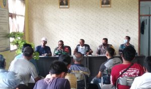 Kuwu Sukasari Sampaikan Keluhan Warganya Terkait Jalan Rusak Diduga Dampak Aktifitas Proyek