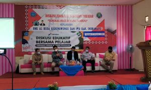 IWO Ajak Pelajar SMK Al Huda Indramayu Lebih Bijak dalam Bermedsos