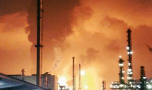 Tangki Gasoline Pertamina Balongan Meledak