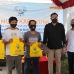 Bulan Mutu Karantina, Warga Indramayu Terima Bantuan 600 Paket Ikan Olahan