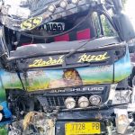 Mobil Elf Hantam Sepeda Motor di Jalur Tengkorak Indramayu Pengemudi Terpental