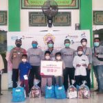 Karang Taruna Desa Balongan Beri Santunan Kepada Anak Yatim Piatu
