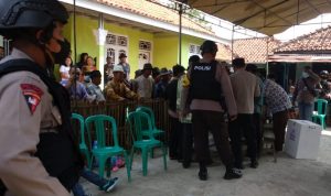 Kotak Suara Dibawa Kerumah Pemilihan Kepala Desa Sudimampir Ricuh