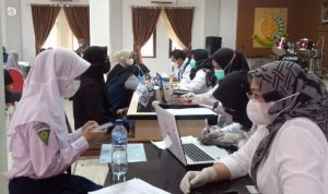 Pelajar Antusias Ikuti Vaksinasi Massal Kajari Indramayu Yang Ke- 2