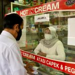 Presiden Blusukan Cek Ketersediaan Obat di Apotek