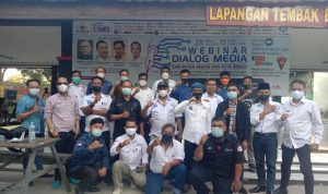 Penjabat Bupati Bekasi & Walikota Membuka Webinar Dialog Media KADIN - SMSI