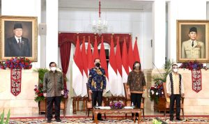 Presiden Jokowi Resmi Membuka Acara Sarasehan 100 Ekonom Indonesia