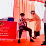 Presiden Persilakan Opsi Belajar Tatap Muka Jika Seluruh Pelajar Telah Divaksin