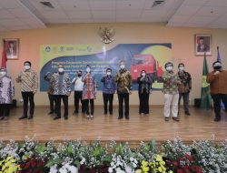 Dukung Sustainable Development Goals, Elnusa Hibahkan Head Truck untuk Instansi Pendidikan di Indonesia