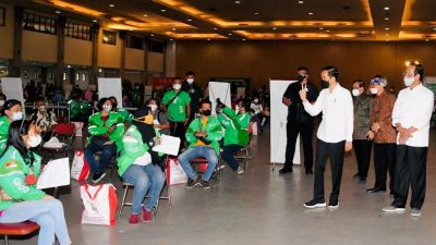 Tinjau Vaksinasi di DIY, Presiden: Lindungi Diri dengan Vaksinasi dan Laksanakan Prokes