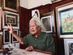 Budayawan Ridwan Saidi dukung penulisan buku wisata halal Indonesia