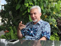 Pakar Ekonomi Syariah Apresiasi Penulisan Buku Wisata Halal Indonesia