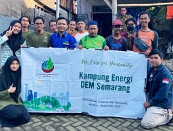 DEM Semarang Pasang PJU dengan Tenaga Surya