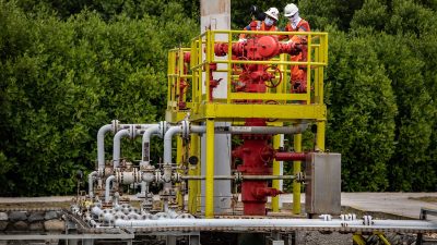Produksi Migas Triwulan 3 Tahun 2021 Subholding Upstream Capai 866 MBOEPD