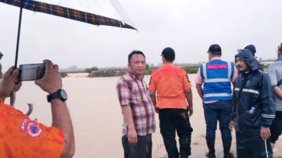 Bendung Wayangsari Indramayu Jebol, Petugas Jangan Cuma Foto-Foto